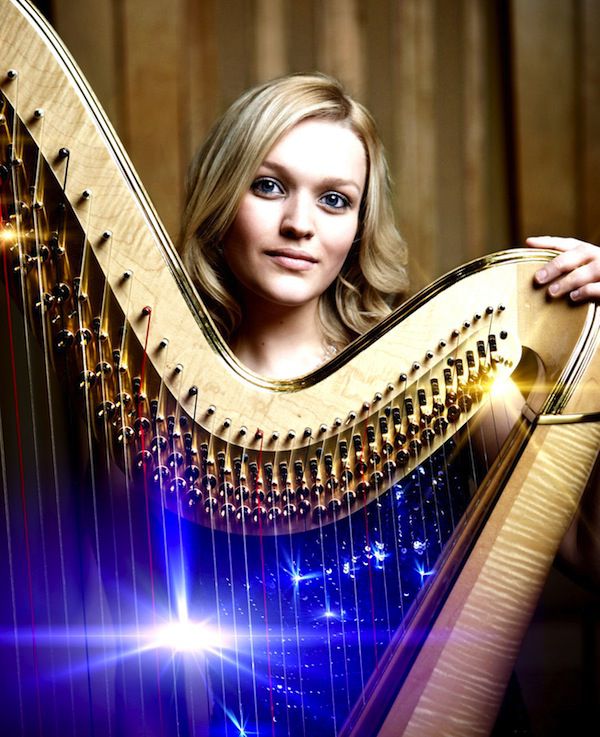 Hannah Stone harpist