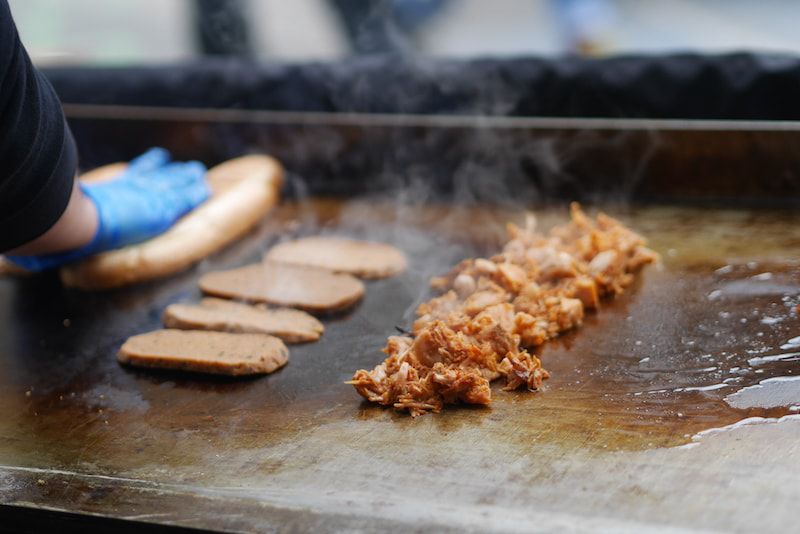 surrey-vegan-market-walton-on-thames-grill-close-up-min.JPG