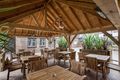 The-Red-Lion-pub-beer-garden-Egham-min.jpg