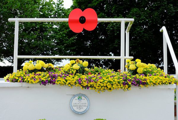 Epsom Downs Racecourse commemorates WWI