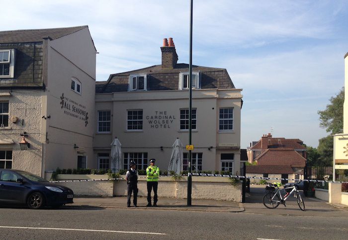 Death outside Cardinal Wolsey pub in Hampton