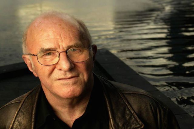 clive james.png