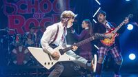 School Of Rock-20-10-16-New London-4787_RT 600x339.jpg