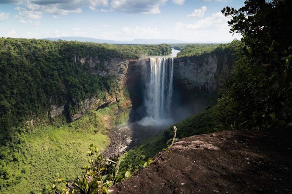 Kaieteur-Falls.jpg