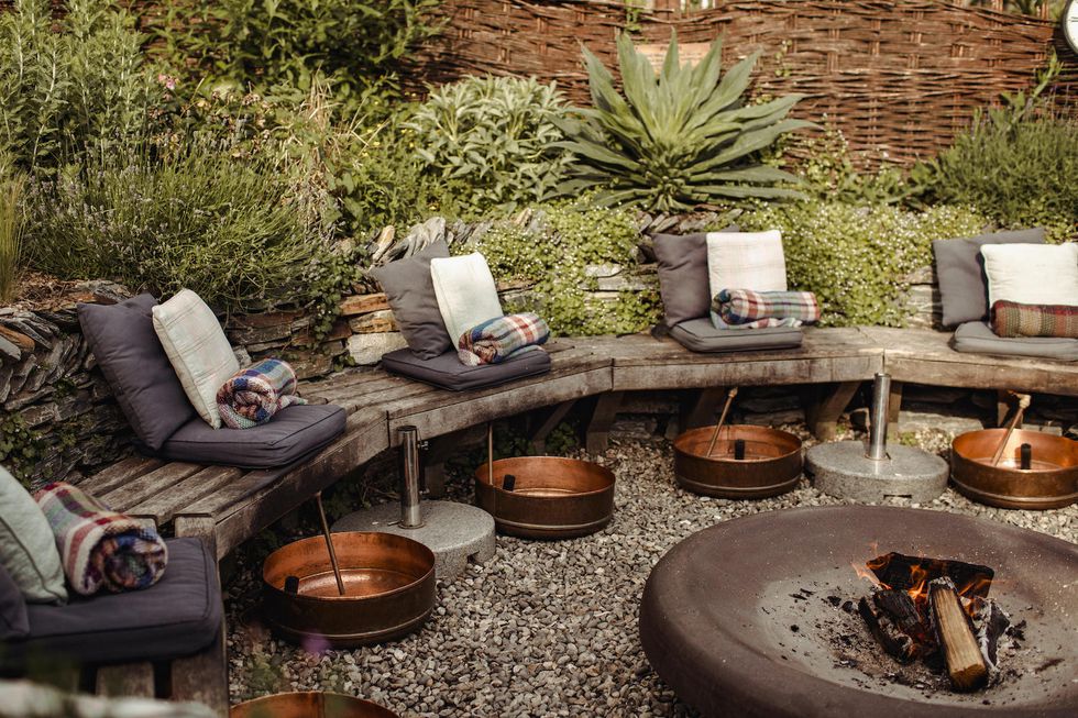 Bedruthan Fire Pit.JPG