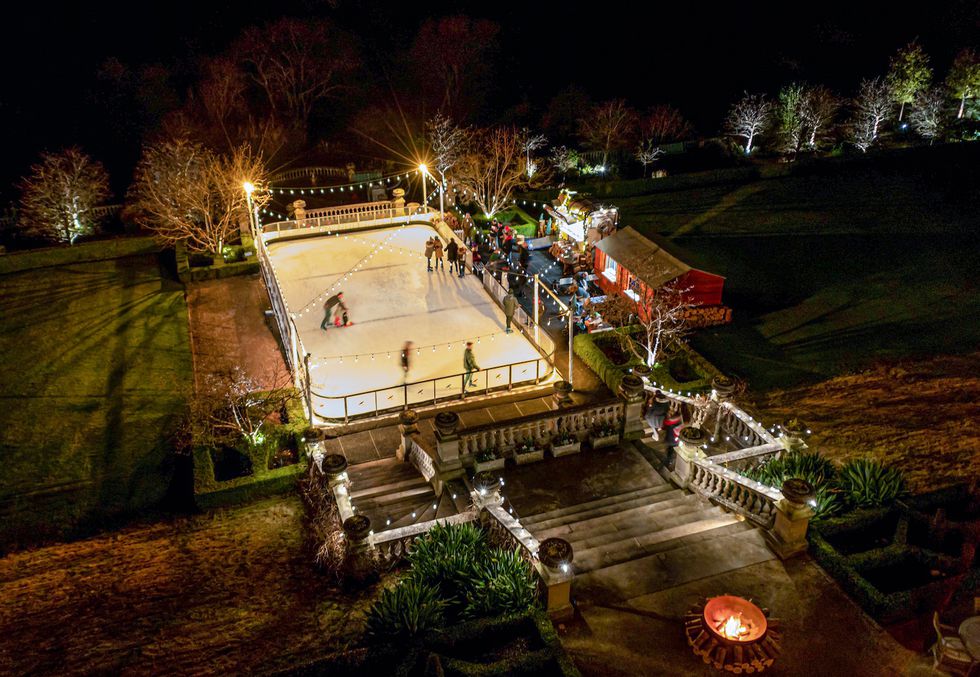 Beaverbrook hotel christmas decor.jpg