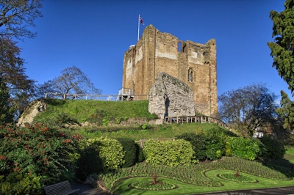 Guildford-Castle.jpg