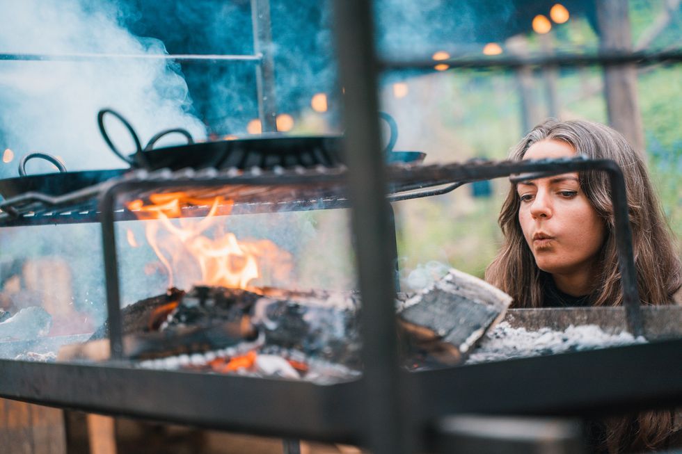 salt box open fire cooking.jpg