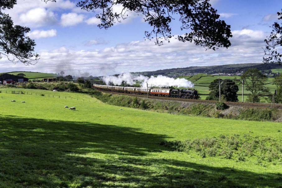 The Garden of England Lunchtime Tour train journey.jpg