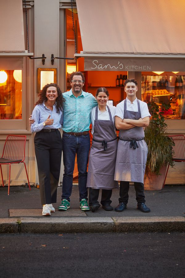 _Sams_Kitchen_Chiswick_Team.jpg