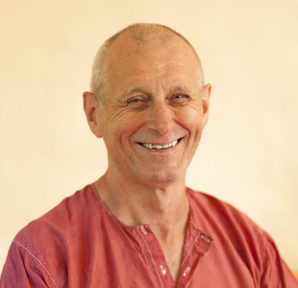 Swami Nischalananda