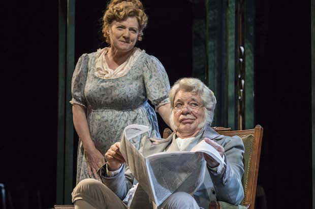 Matthew Kelly and Felicity Montagu as Mr and Mrs Bennet [2]. Photo Johan Persson.jpg